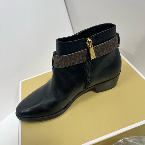 Michael Kors Harland Bootie - Picture 5 of 16